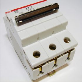 ABB S193-C10 Kismegszakító KIFUTÓ