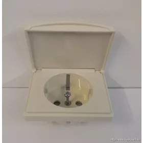 SIRIUS 70634 TMF - Csapfedeles dugalj fedlap, krém