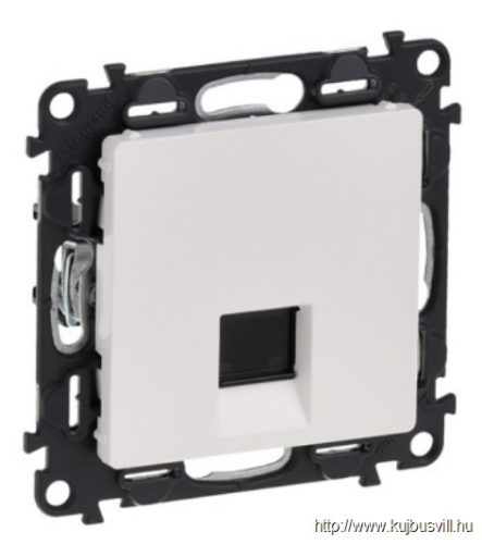 LEGRAND 753140 Valena Life 1xRJ45 Cat. 5e UTP csatlakozóaljzat  fehér