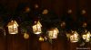 CHRSTHWW10WW LED karácsonyi lánc, házikó, fehér, fa, elemes X22058