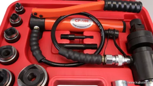 TRACON HKS-15 Hidraulikus kivágó szerszám+hordtáska+7 db kivágó bélyeg 150kN, 6200g, (D=21,8/27,6/34,1/42,7/48,7/60,5mm; 32x32mm)