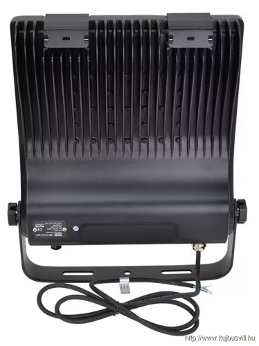 TRACON RHISS100W LED fényvető, szimmetrikus 100-240VAC,50/60Hz,100W,13.500lm,4000K,IP66,120°,EEI=D