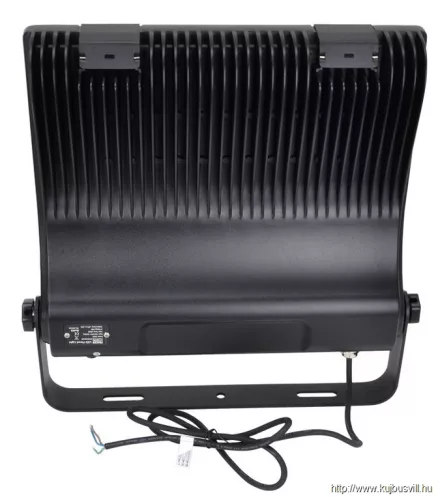 TRACON RHISS240W LED fényvető, szimmetrikus 100-240VAC,50/60Hz,240W,32.400lm,4000K,IP66,120°,EEI=D