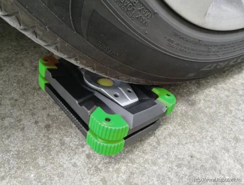 TRACON STLFL10W Akkumulátoros LED szerelő reflektor külső akkumulátor funkci 10 W, 6500 K, 3,7 V, 4400 mAh, Li-Ion, 1000 lm, 3 h, IP54